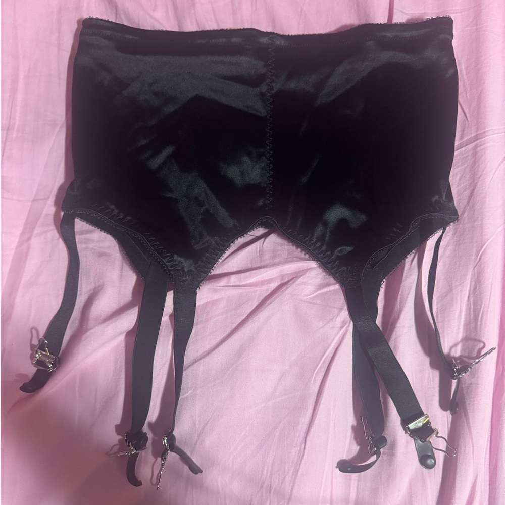 Rago Style 3184 | Six Strap Soft Shaping Garter Belt Lingerie